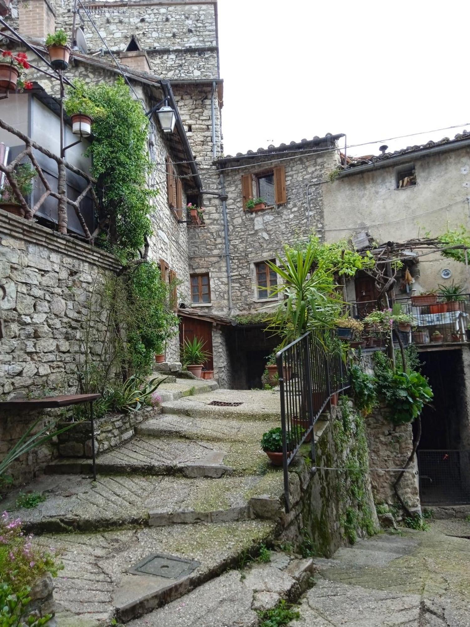 Casa Belvedere A Valle San Martino Di Spoleto Exterior photo